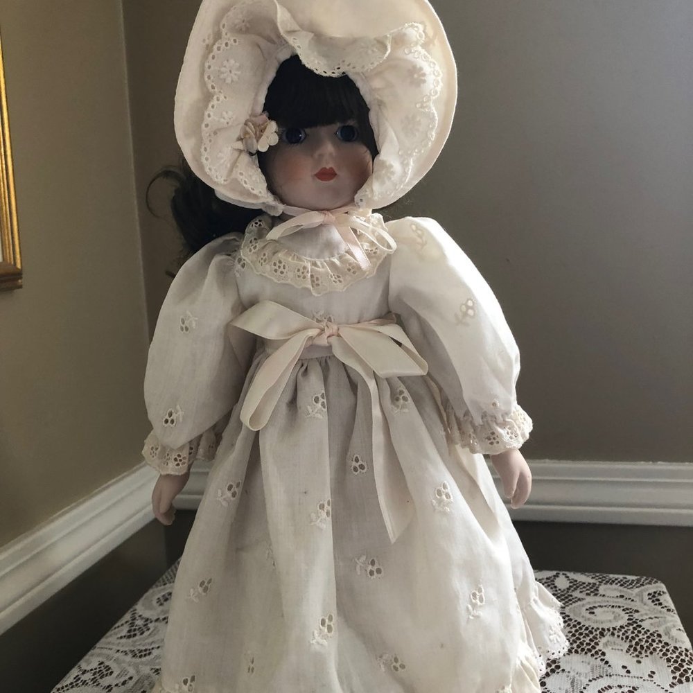 Vintage Gorham Petticoats & Lace 5th Anniversary Courtney Doll